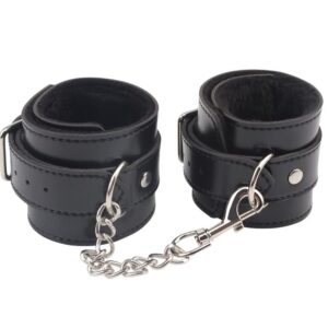 Черные оковы на ноги Obey Me Leather Ankle Cuffs