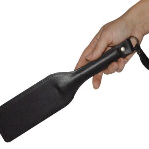 Черная кожаная шлепалка Новичок - 30 см.