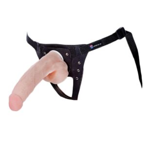 Реалистичный фаллос на поясе Harness - 20,5 см.
