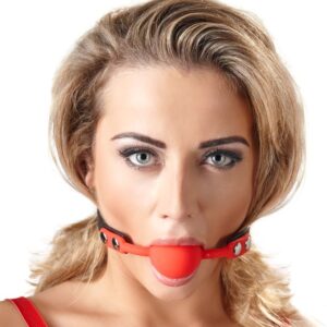 Силиконовый кляп-шар на чёрных ремешках Red Gag silicone